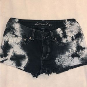 American Eagle- Tie-dye Shorts